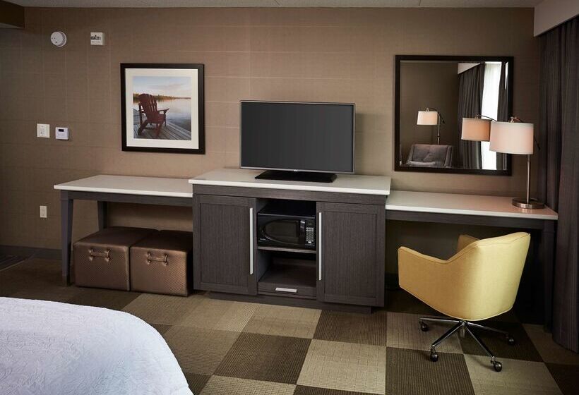 호텔 Hampton Inn By Hilton Timmins