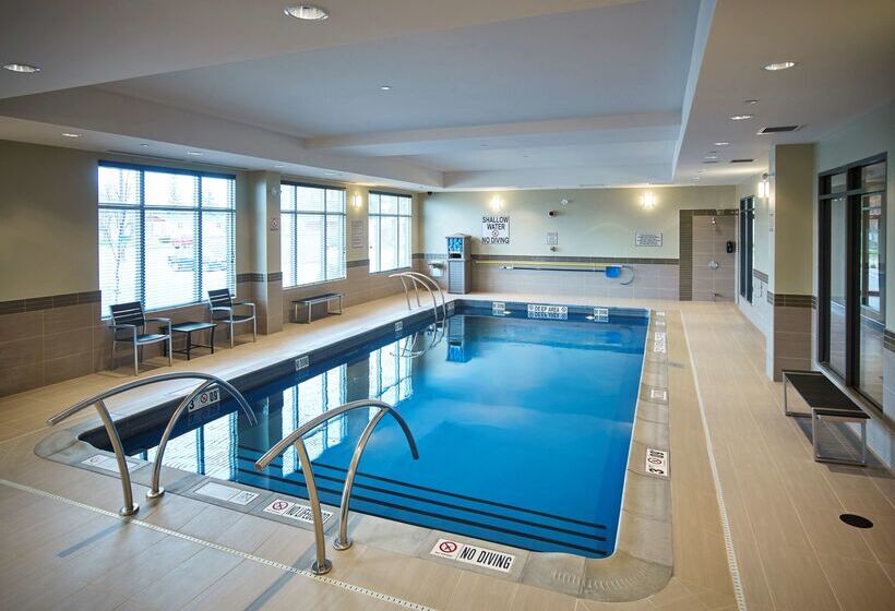 호텔 Hampton Inn By Hilton Timmins