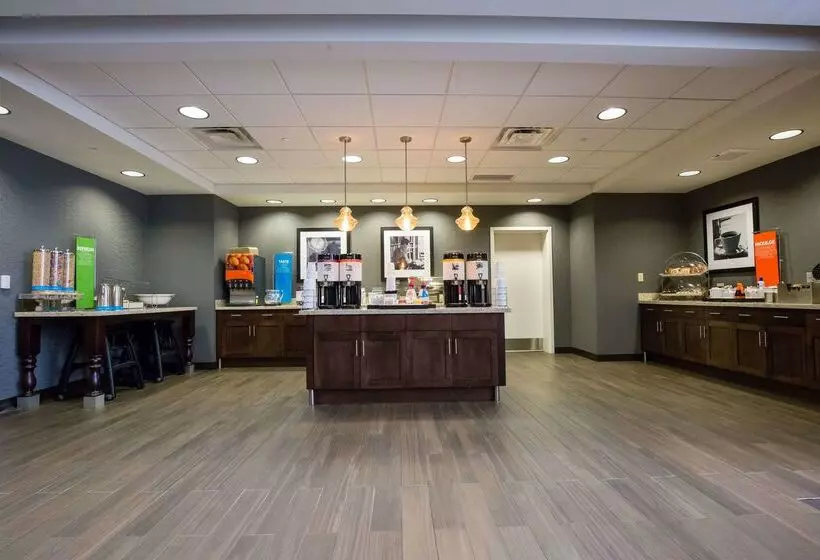 ホテル Hampton Inn & Suites Pittsburgh/harmarville