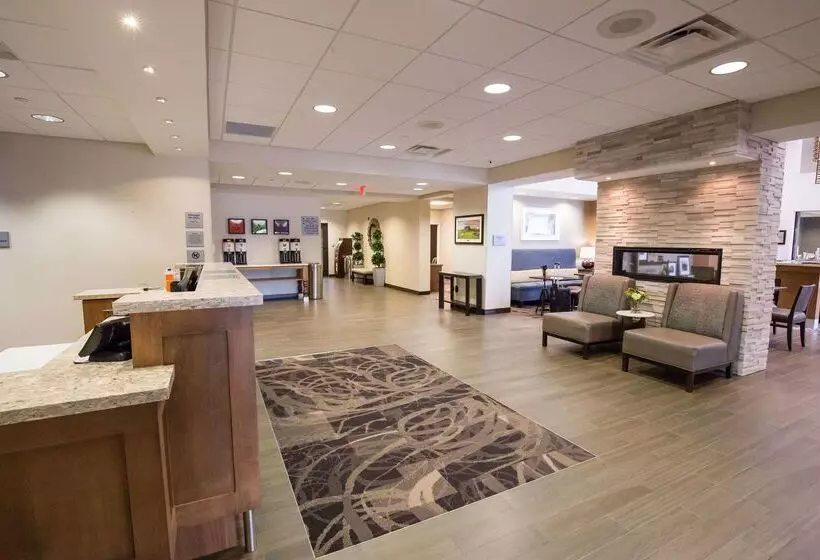 ホテル Hampton Inn & Suites Pittsburgh/harmarville