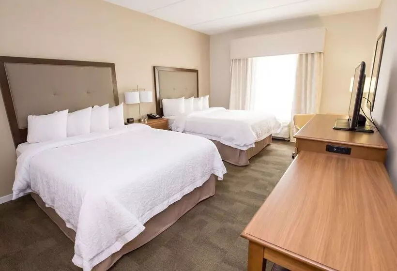 ホテル Hampton Inn & Suites Pittsburgh/harmarville