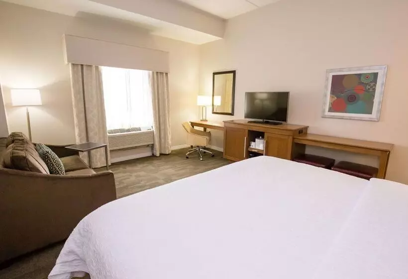 ホテル Hampton Inn & Suites Pittsburgh/harmarville