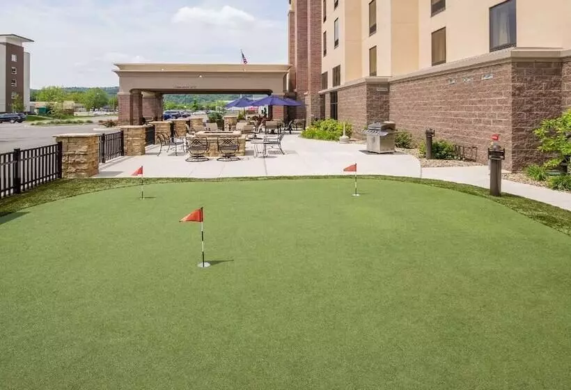 ホテル Hampton Inn & Suites Pittsburgh/harmarville