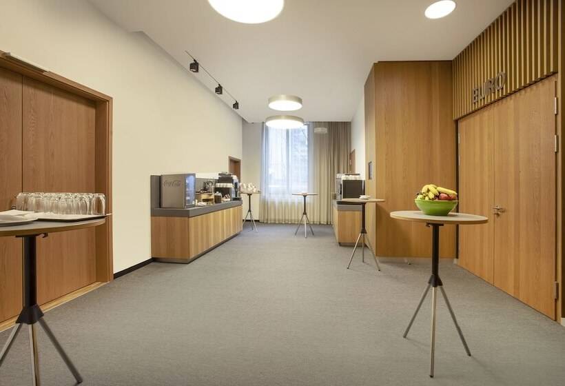 호텔 Holiday Inn Frankfurt   Alte Oper, An Ihg
