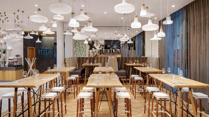 호텔 Holiday Inn Frankfurt   Alte Oper, An Ihg