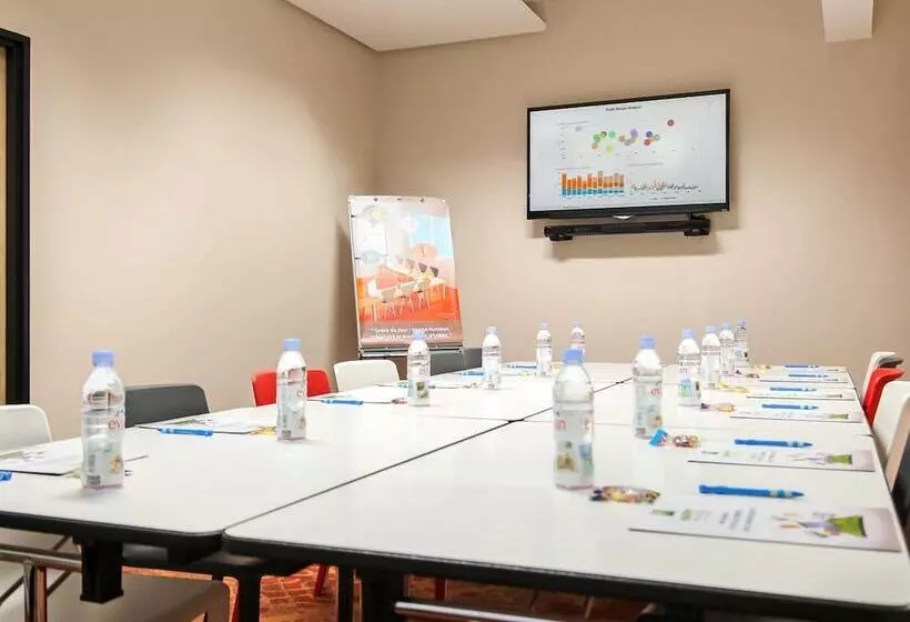 Hotel Ibis Styles Albi Centre Le Theatro