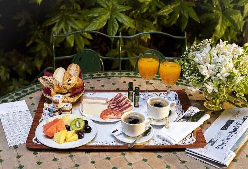 هتل Las Casas De El Arenal