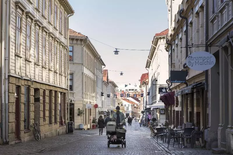 Linnéplatsens Hotell & Vandrarhem
