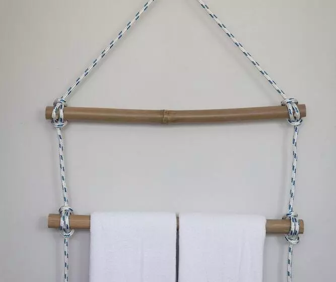 هتل C Rodrigues Mourouk