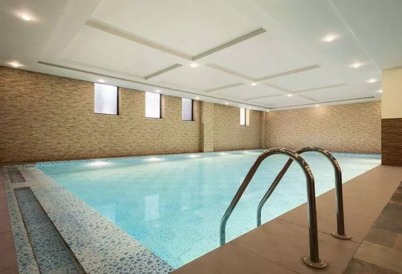 Hotel Ramada By Wyndham Islamabad