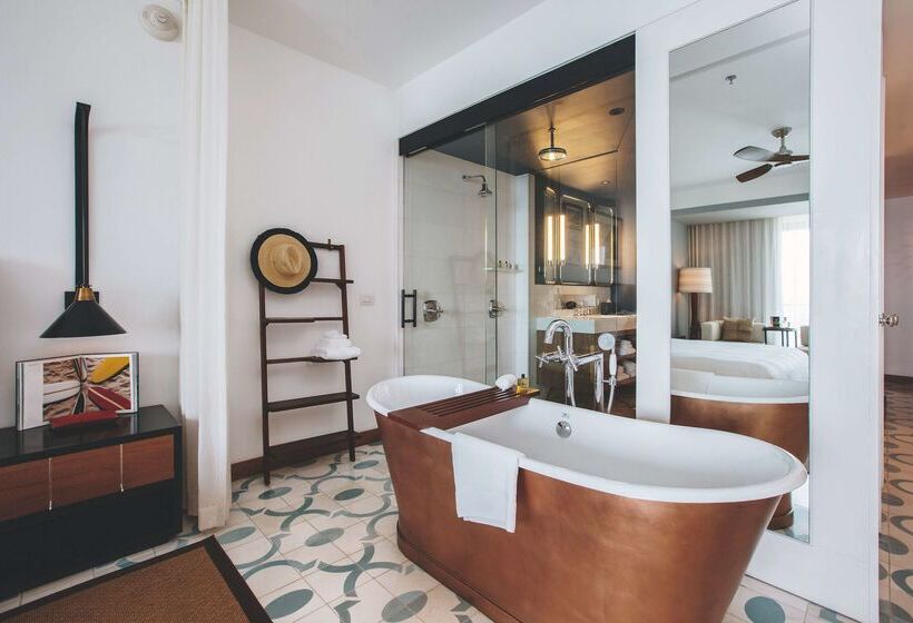 The Cape, A Thompson Hotel, By Hyatt