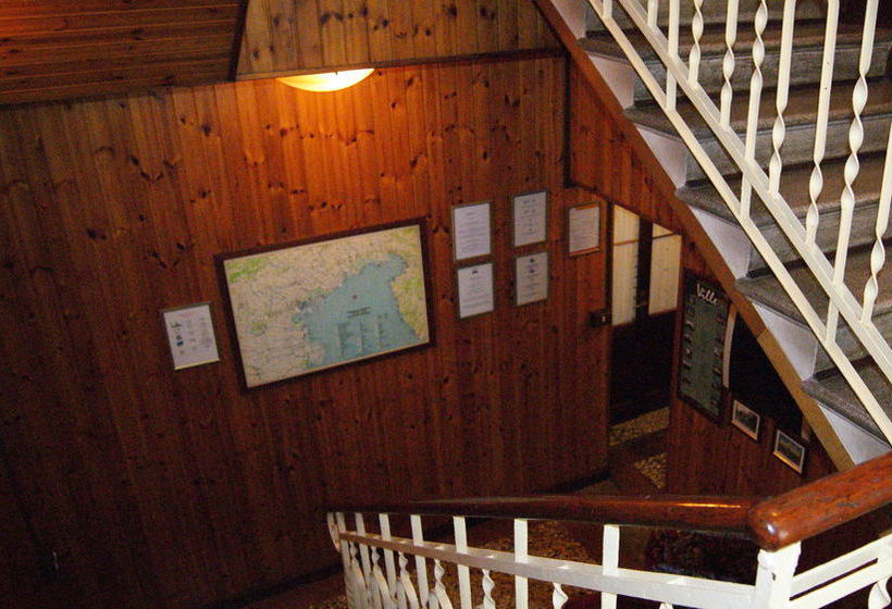 Отель Vettore Dal 1947