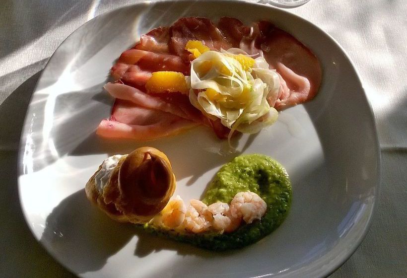 Отель Vettore Dal 1947