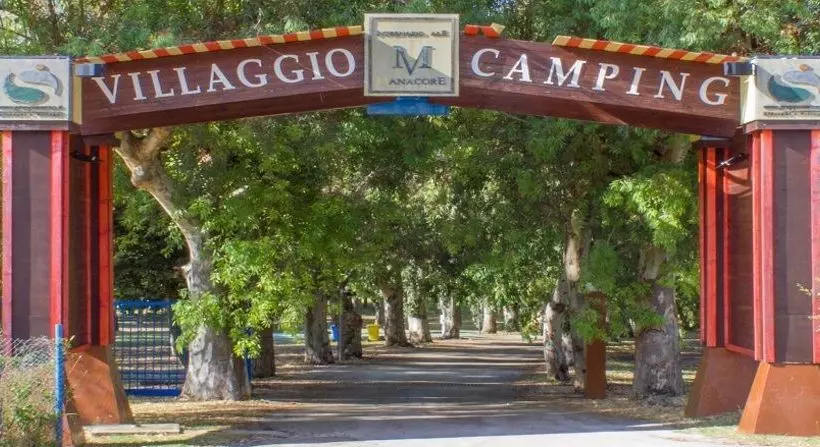 ホテル Villaggio Camping Internazionale Manacore