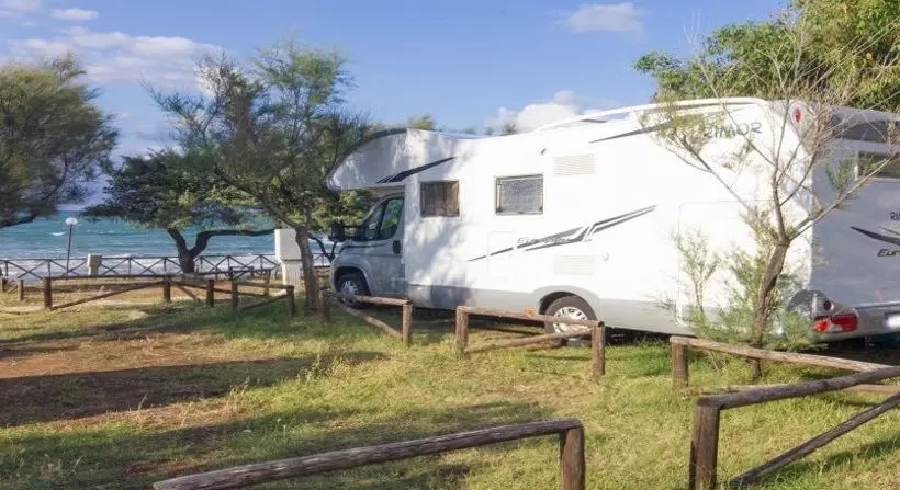 ホテル Villaggio Camping Internazionale Manacore