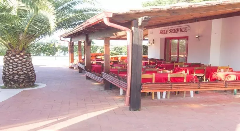 ホテル Villaggio Camping Internazionale Manacore