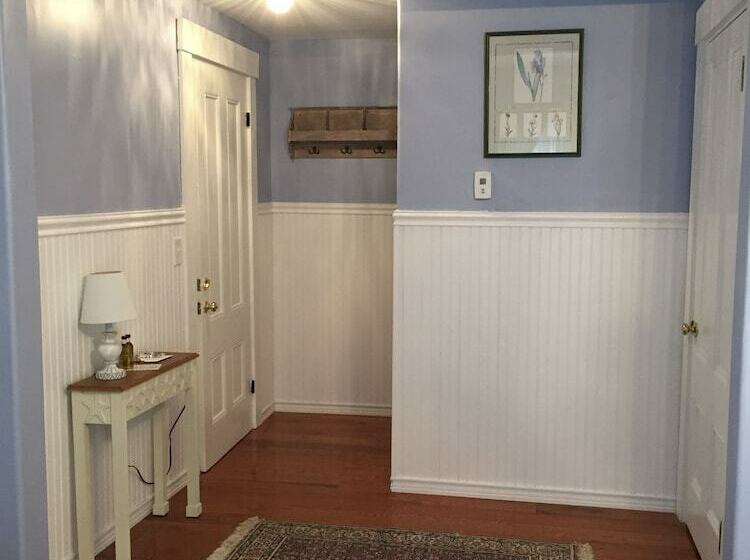 James Place Inn Bed And Breakfast