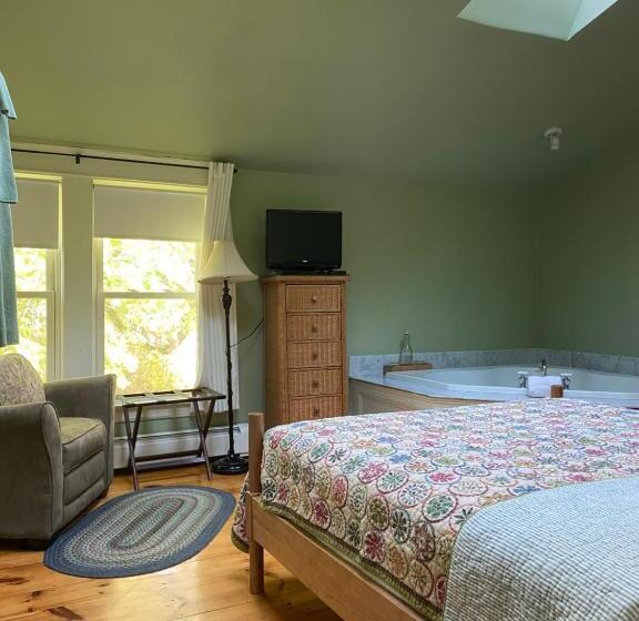 James Place Inn Bed And Breakfast