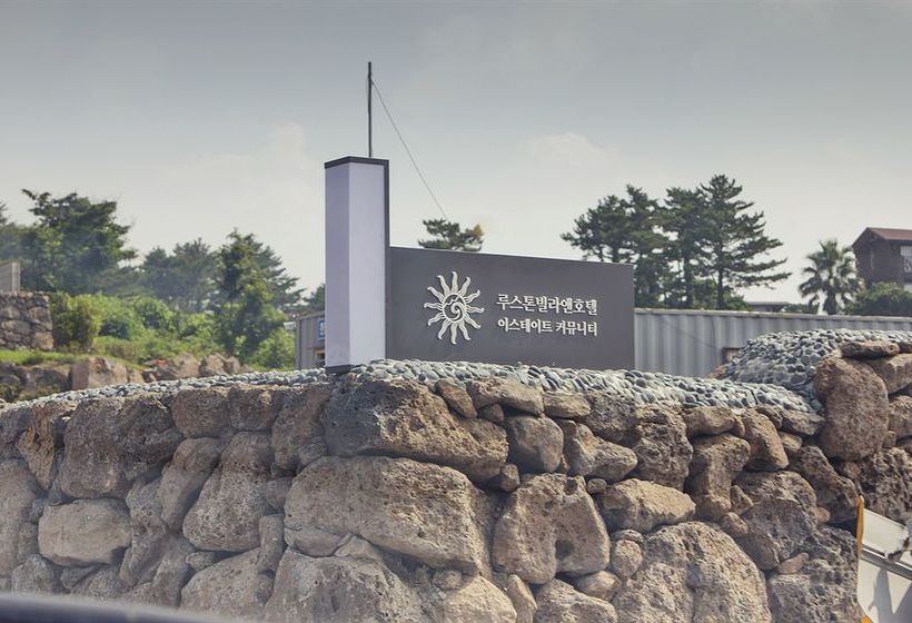 Luston Villa & Hotel