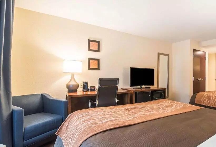 Motel Comfort Inn & Suites Brattleboro I 91