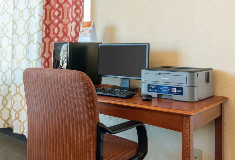 모텔 Homestay Inn & Suites