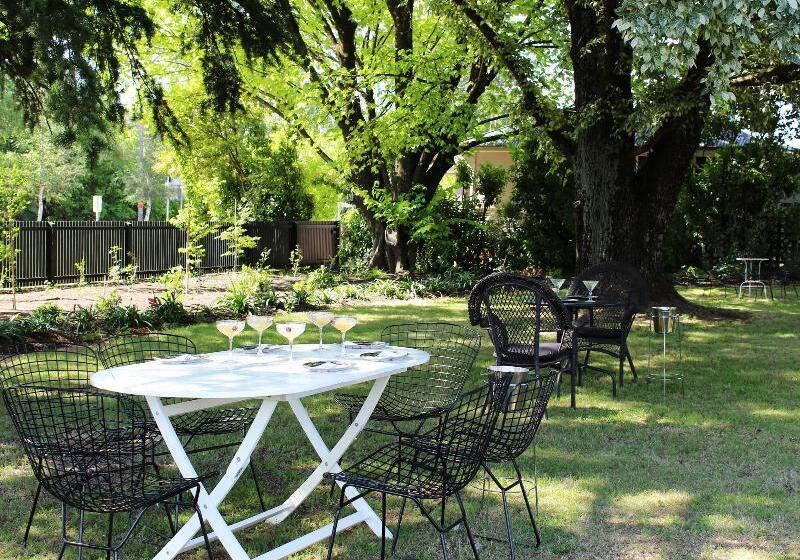 모텔 The Oriana Orange   Retro Hotel & Resort