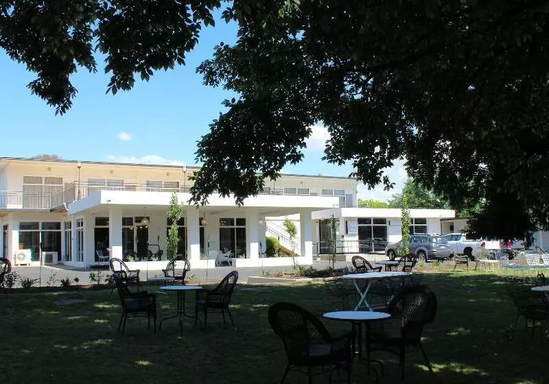 모텔 The Oriana Orange   Retro Hotel & Resort