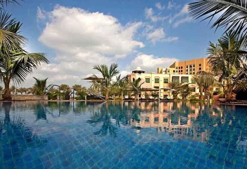 Shangri La Hotel Apartments Qaryat Al Beri