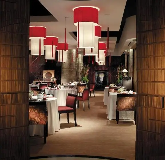 Shangri La Hotel Apartments Qaryat Al Beri