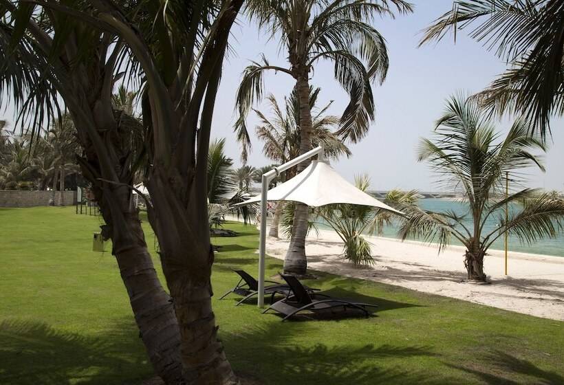 Shangri La Hotel Apartments Qaryat Al Beri