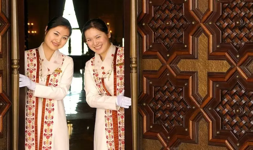 Shangri La Hotel Apartments Qaryat Al Beri