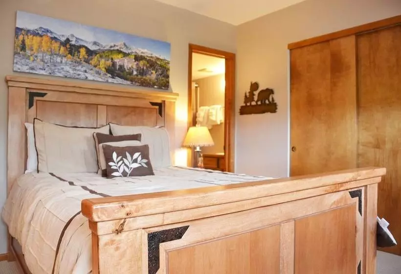 Sundowner Ii By Ski Village Resorts