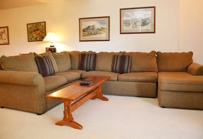 Sundowner Ii By Ski Village Resorts