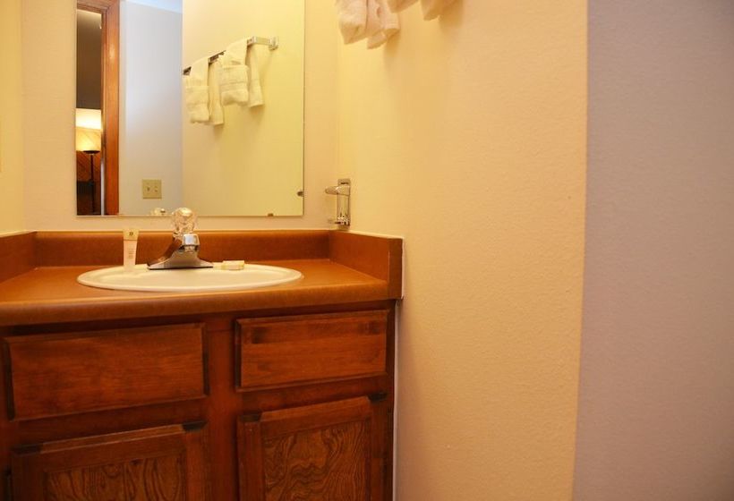 Sundowner Ii By Ski Village Resorts