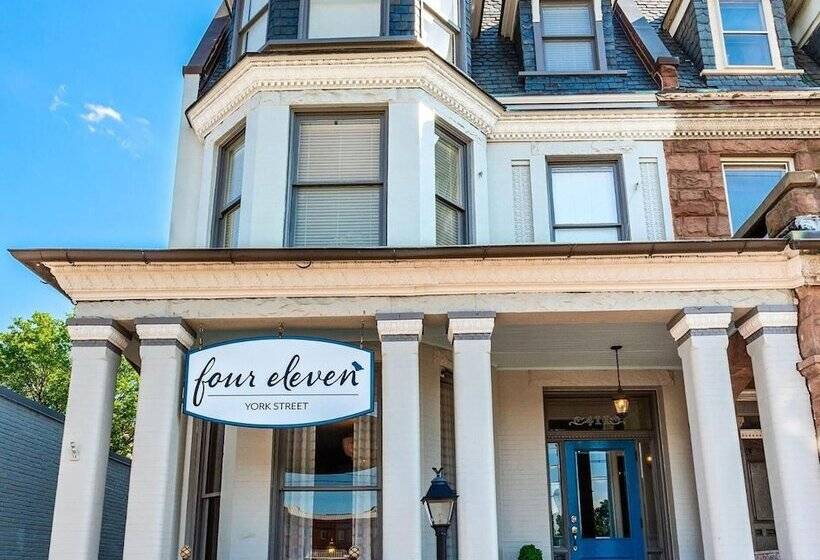 مبيت وإفطار The Inn At Four Eleven York