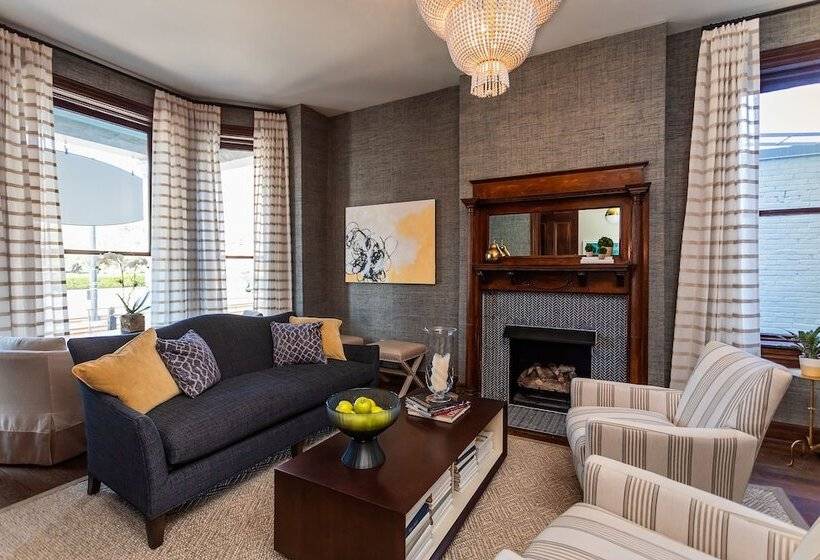 مبيت وإفطار The Inn At Four Eleven York