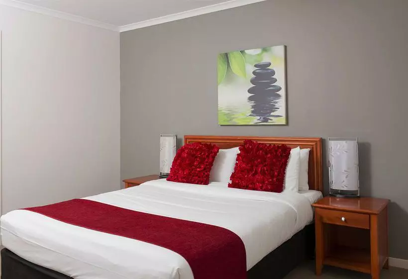 Breakfree Fortitude Valley