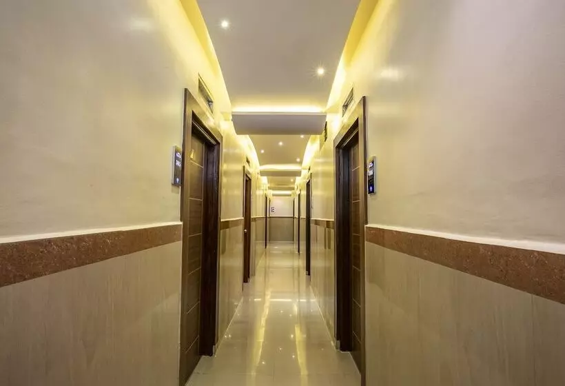 Hôtel Aishwarya Suites