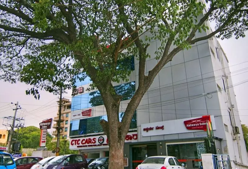 Hôtel Aishwarya Suites