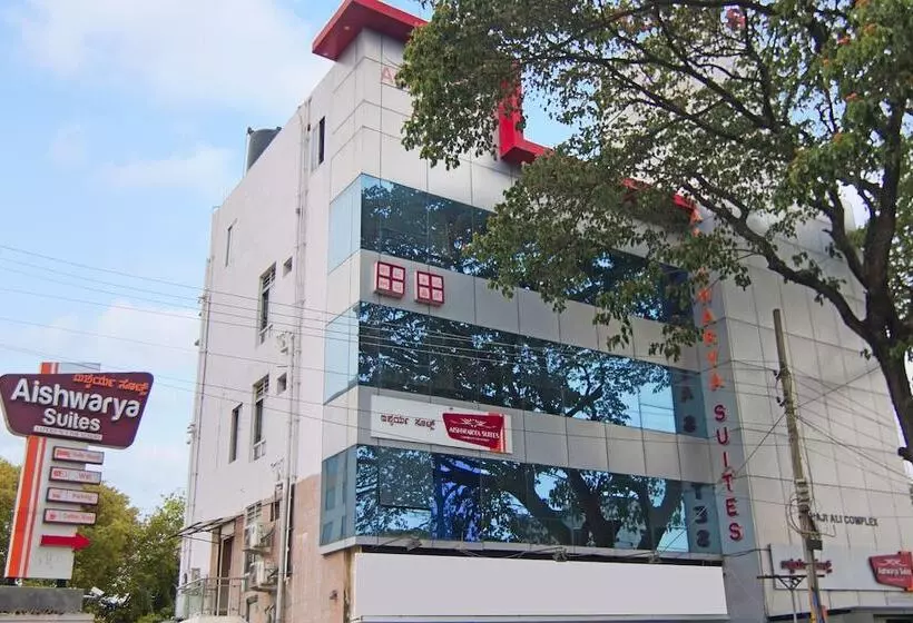 Hôtel Aishwarya Suites