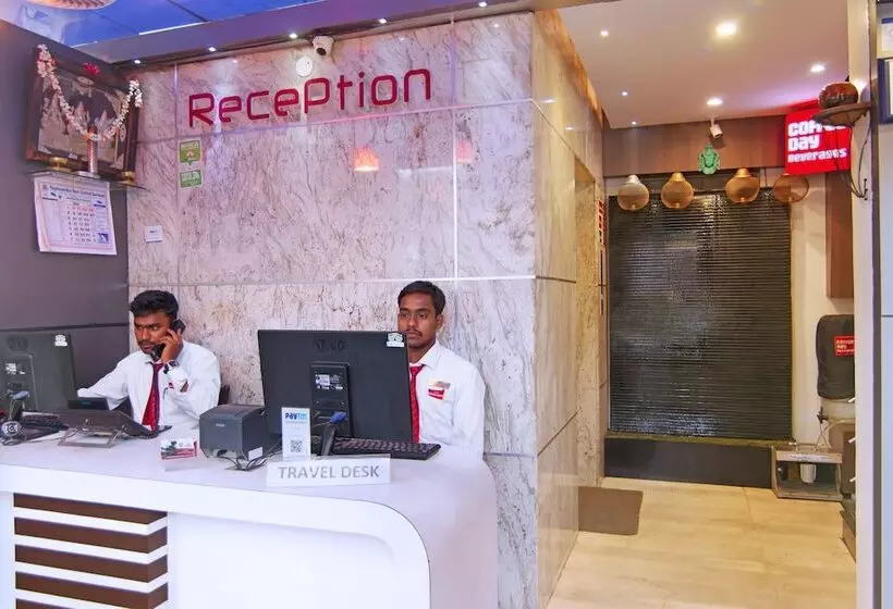 Hôtel Aishwarya Suites