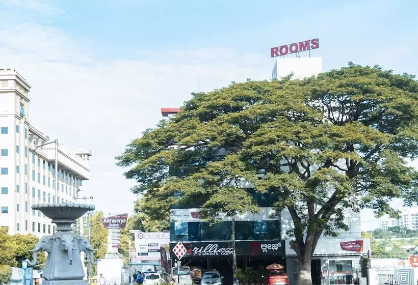 Hôtel Aishwarya Suites