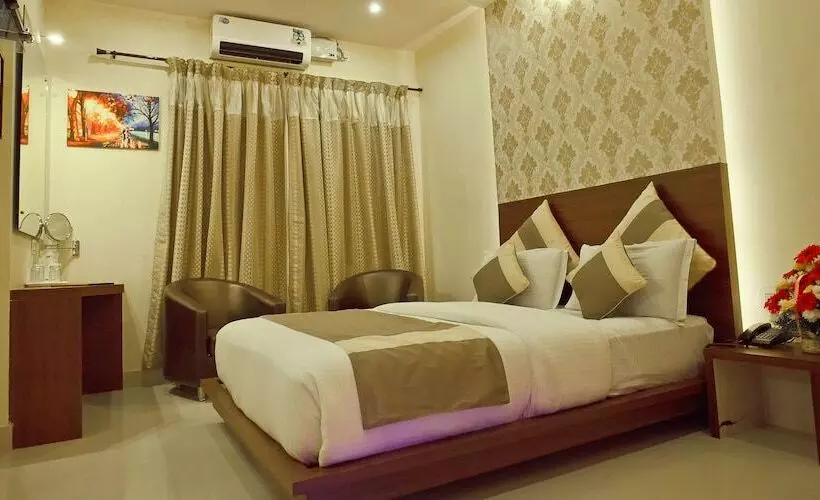 Hôtel Aishwarya Suites