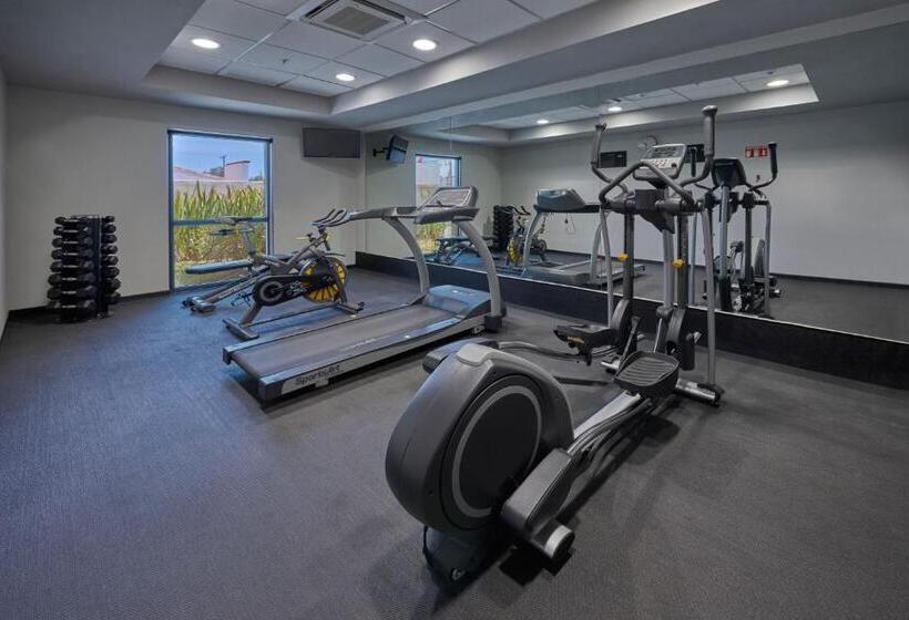 فندق City Express By Marriott Salamanca