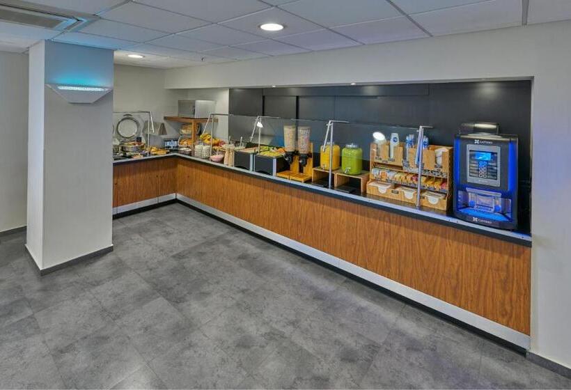 فندق City Express By Marriott Salamanca