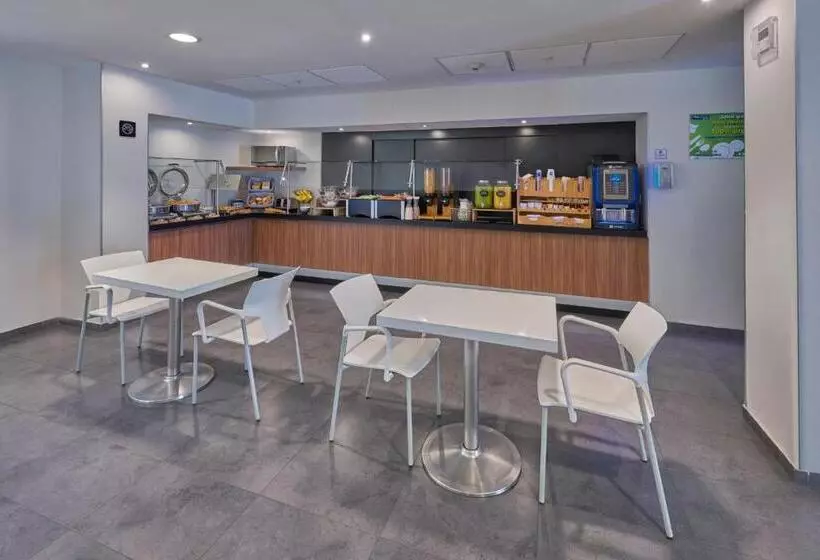 酒店 City Express By Marriott Salamanca