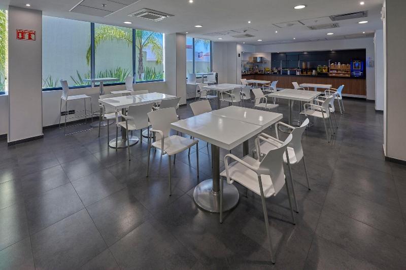 فندق City Express By Marriott Salamanca