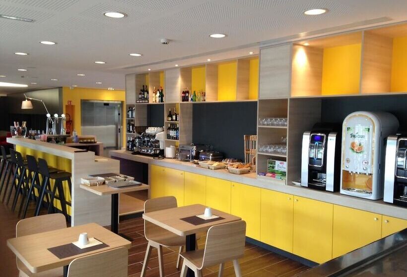 هتل Kyriad Prestige Pau – Palais Des Sports