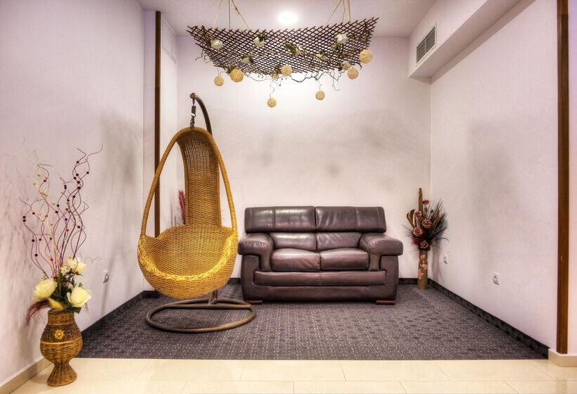 Mpm Family Hotel Merryan