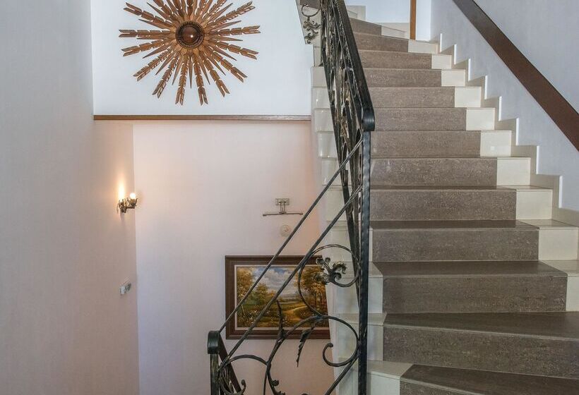 Mpm Family Hotel Merryan